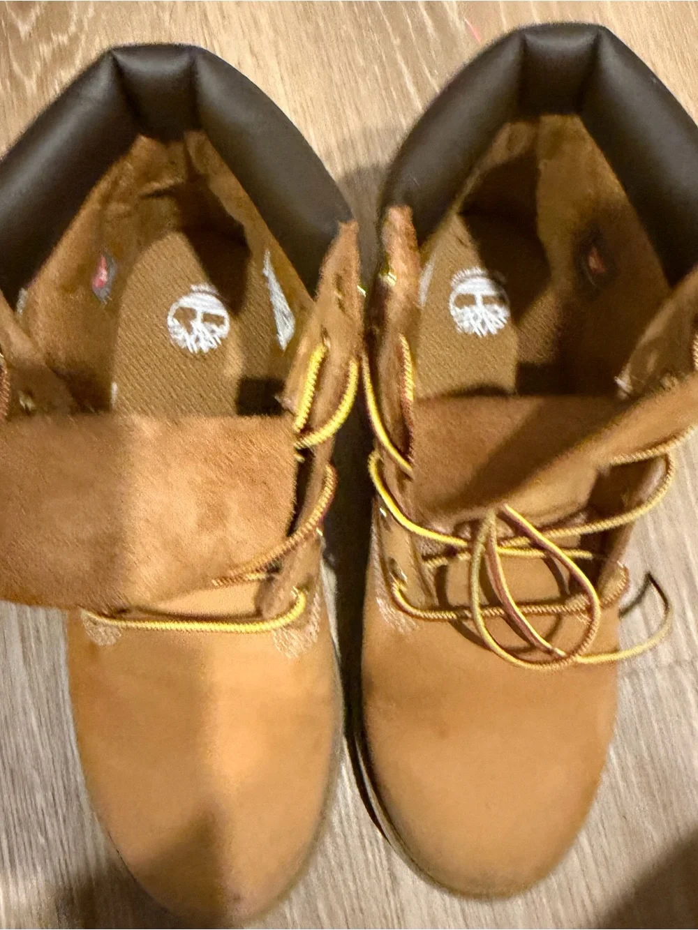 Timberland Premium 6 in Waterproof Boot Wheat Nubuck Unisex Kids US 6